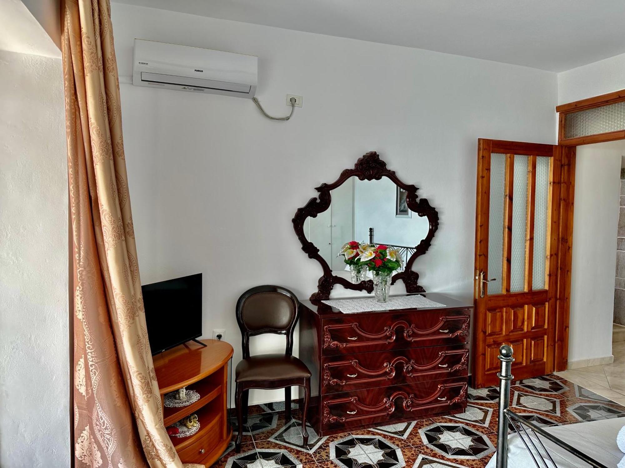 Villa Ksanthi Himare Buitenkant foto